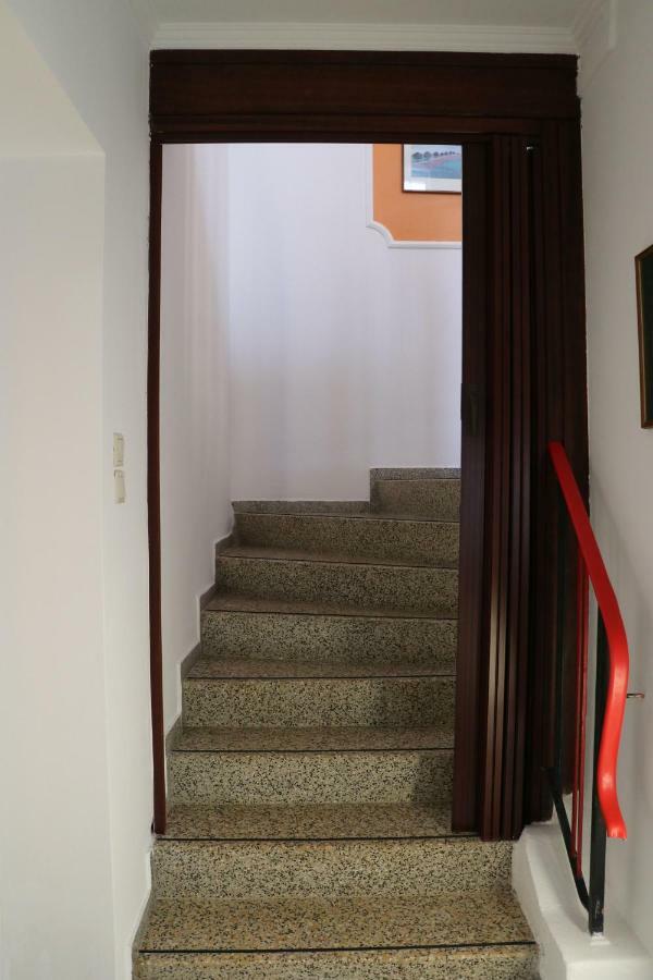The Lakehouse Villa Neusiedl Am See Wienerstrasse 8 Bagian luar foto